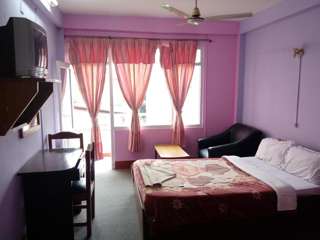 Hotel Pokhara Peace Kathmandu Esterno foto