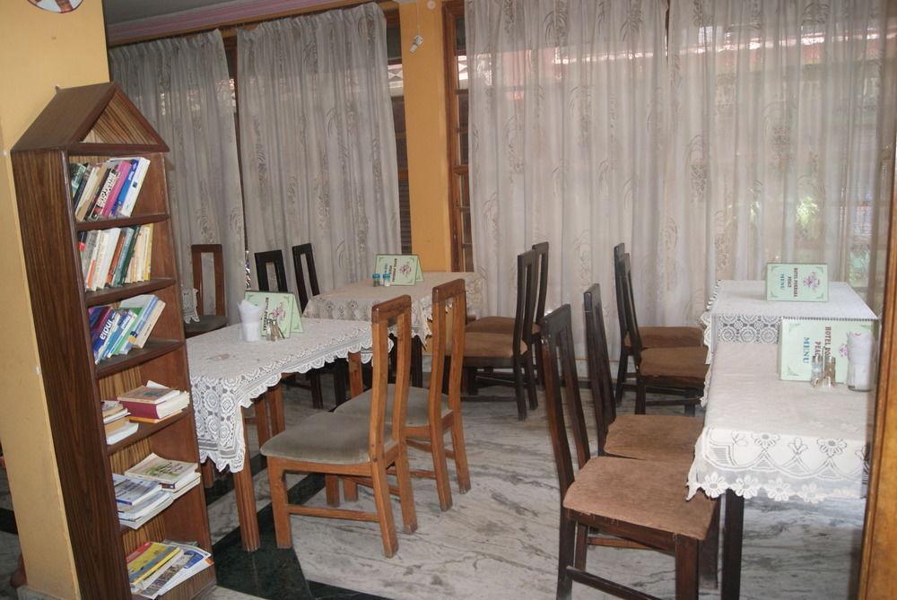 Hotel Pokhara Peace Kathmandu Esterno foto