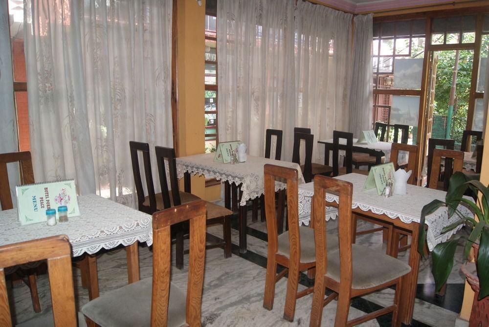 Hotel Pokhara Peace Kathmandu Esterno foto