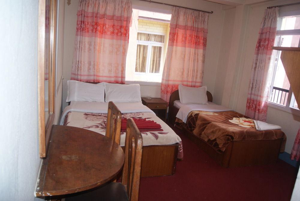 Hotel Pokhara Peace Kathmandu Esterno foto