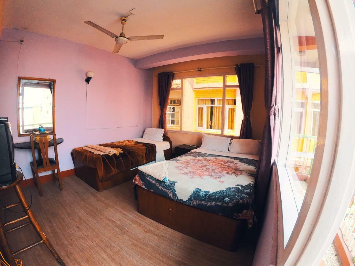 Hotel Pokhara Peace Kathmandu Esterno foto